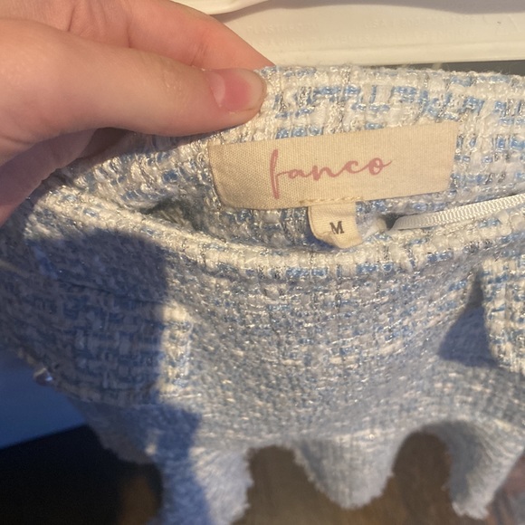 Blue and white flared mini skirt- size M - Picture 3 of 3